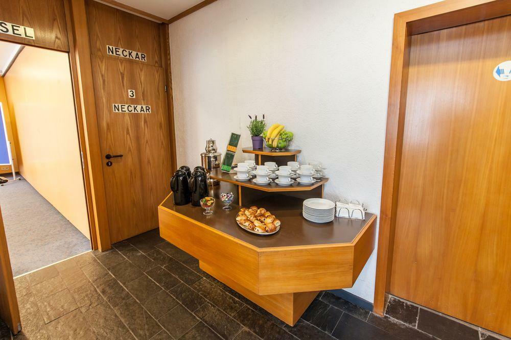 Hotel Strohgaeu Корнталь-Мюнхінген Екстер'єр фото